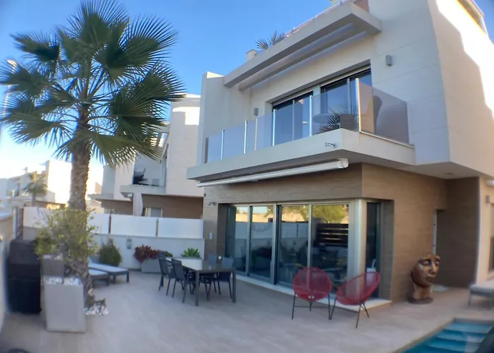 De Luxe Alanat Sublime Villa *