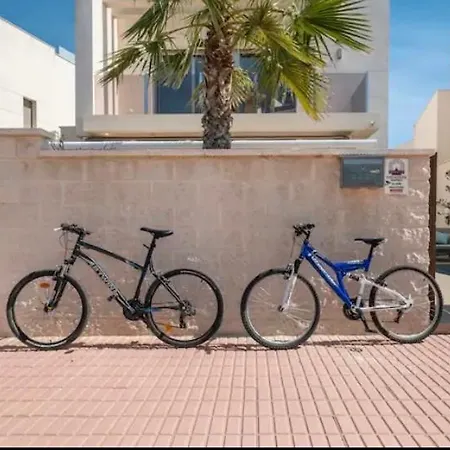 De Luxe Alanat Recente 2020 Sublime Villa Dehesa de Campoamor (Orihuela Costa)