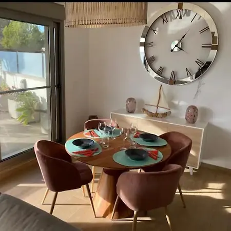 De Luxe Alanat Recente 2020 Sublime Villa Dehesa de Campoamor (Orihuela Costa)